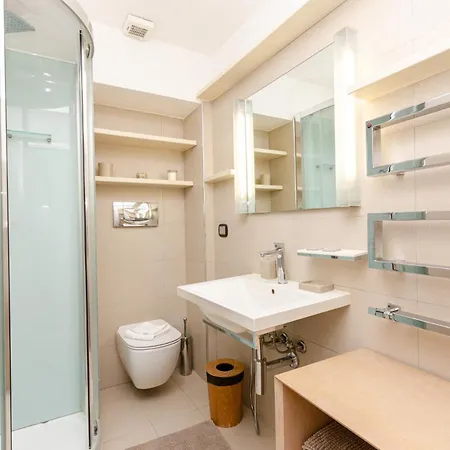 Apartament Borgospesso Iii Mediolan